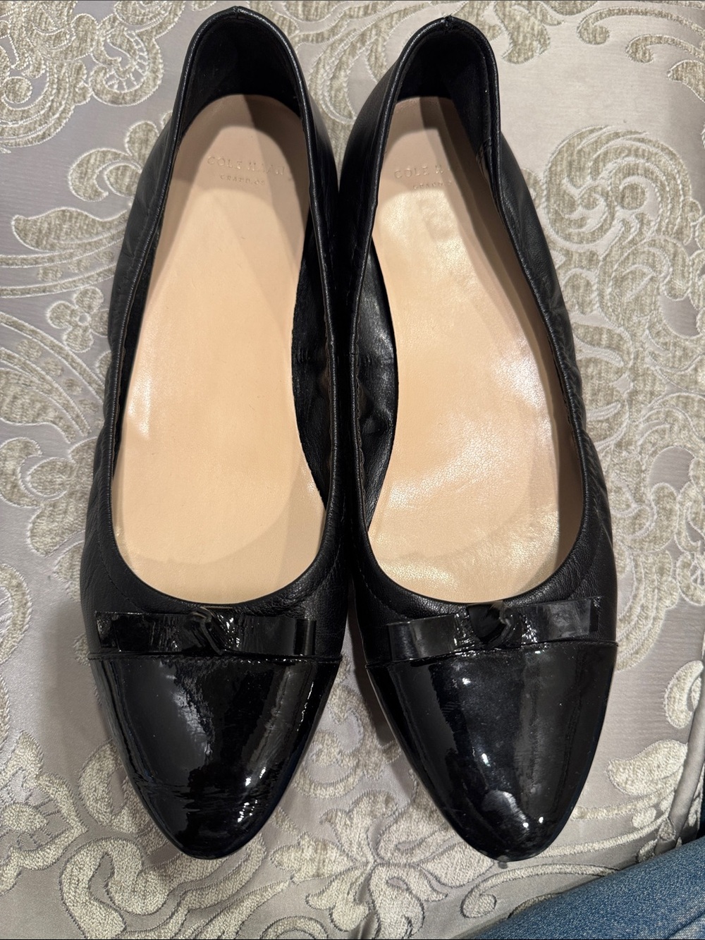 COLE HAAN Black Patent Leather Ballet Flats with Bow - Women's Shoes